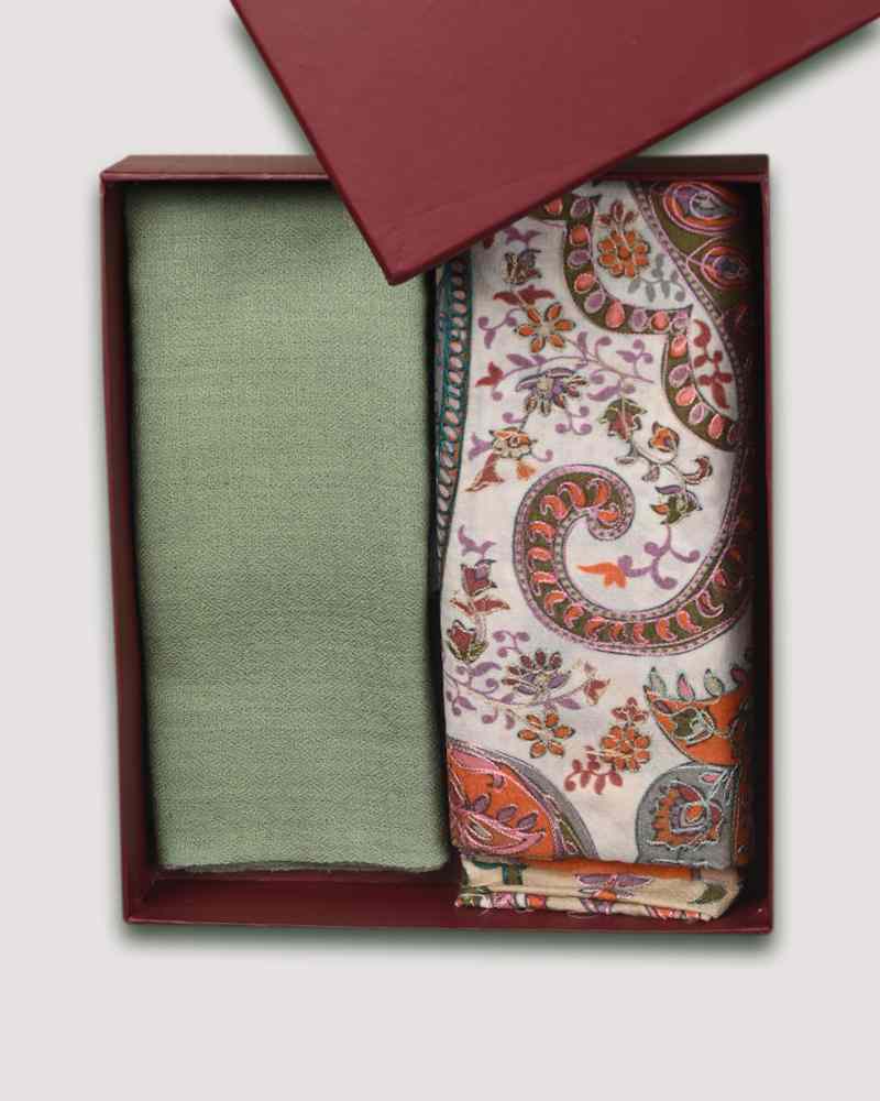 White Fine Wool Kalamkari Embroidery Shawl & Green Fine Wool Diamond Weave Muffler Combo